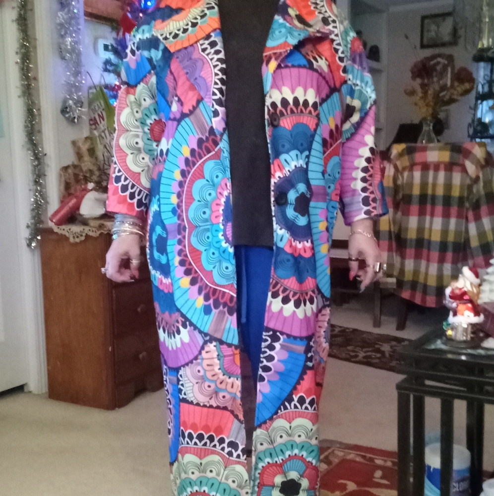 Beautiful brand new coat